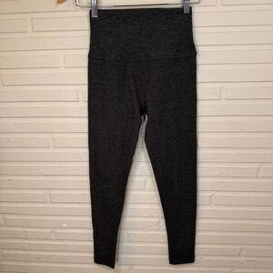 Beyond Yoga Gray Spacedye Midi High Waisted Legging, Women’s Size Small SD3243